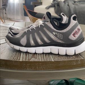 Fila Toe Running Shoes